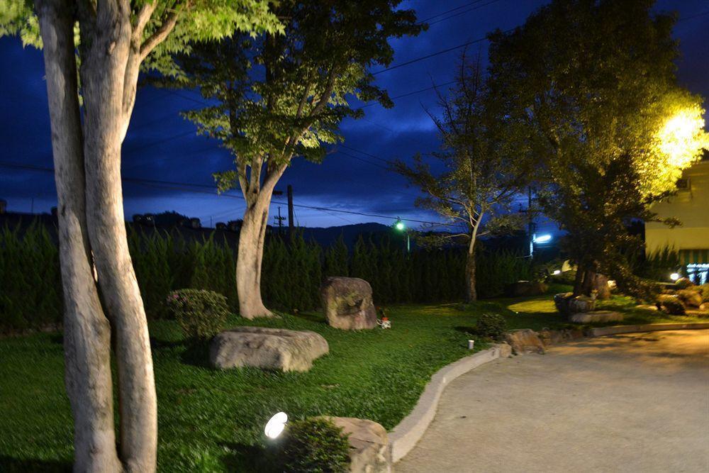 山久蒔x勺光 Bed & Breakfast Yuchi Exterior foto